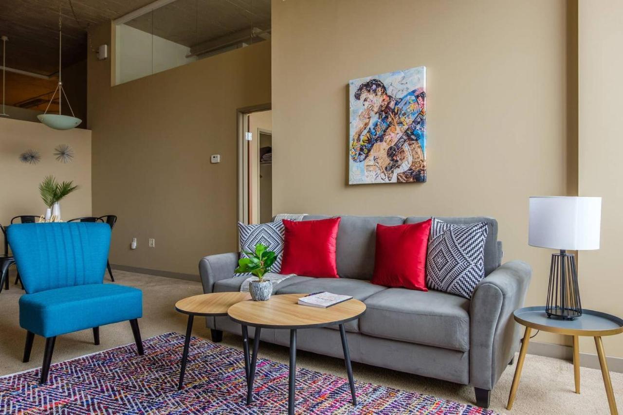 Frontdesk Waterfront Apts Downtown Cleveland Appartamento Esterno foto
